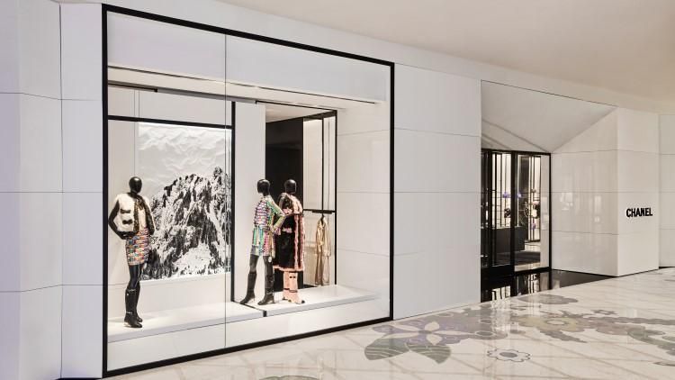 Chanel Opens New Stylishly Sleek Boutique at Wynn Las Vegas