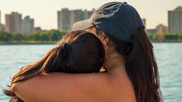 Chicago lesbian couple by the water