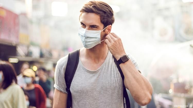 Man wearing mask 