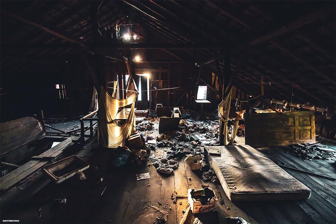 15 Creepy Abandoned Yet Beautiful Buildings Around the World