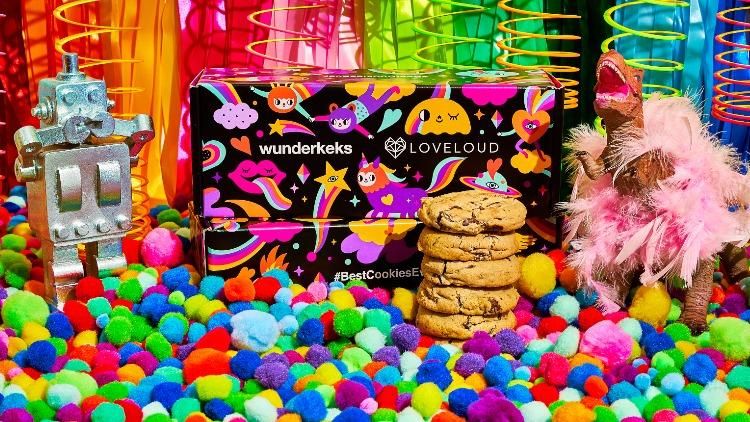 Dan Reynolds Has Sweet Pride Cookie Deal to Help LGBTQ+ Youth