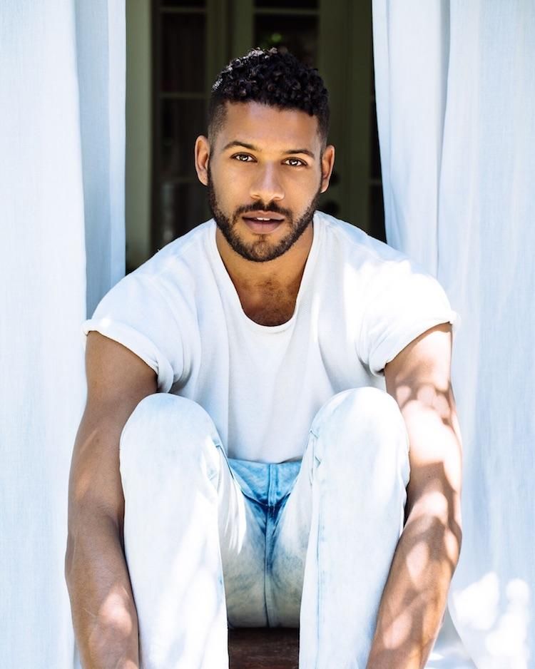 Quest10ns Unreal Star Jeffrey Bowyer Chapman