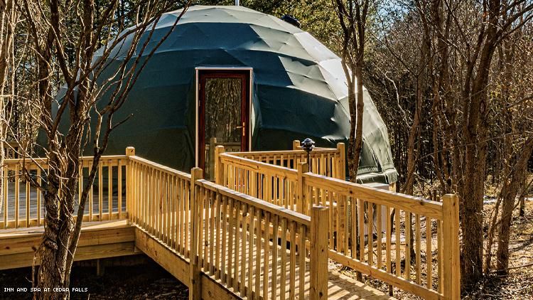 Geodesic Done Exterior Inn and Space